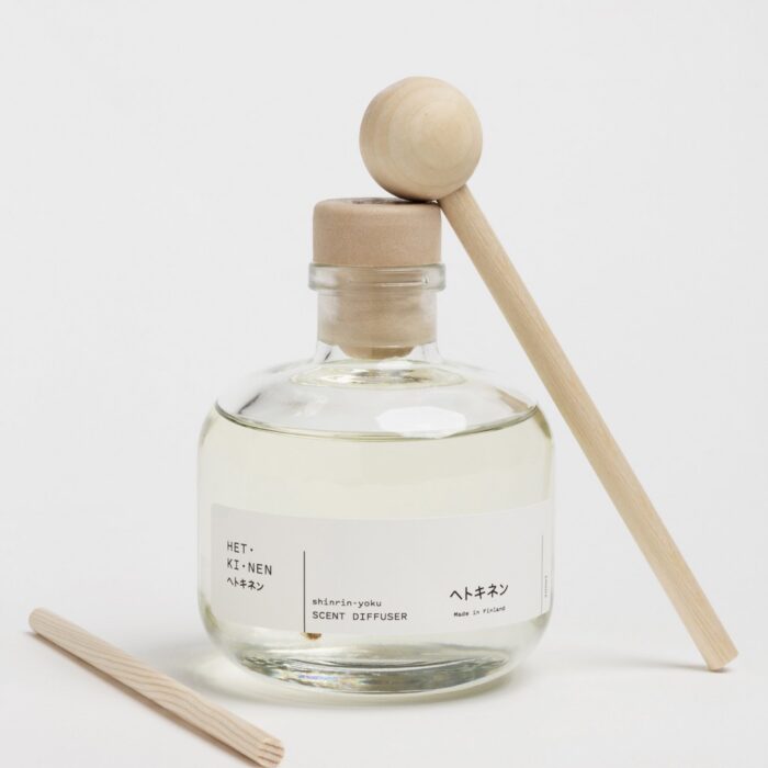 Hetkinen Shinrin Yoku Scent Diffuser - Experience a chic, ancient, and spicy ambiance with this natural room fragrance.